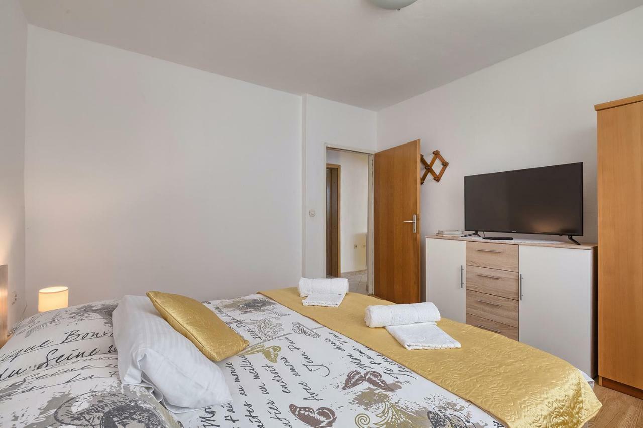 Apartman D&D, Dvorine 63 Banjole Luaran gambar