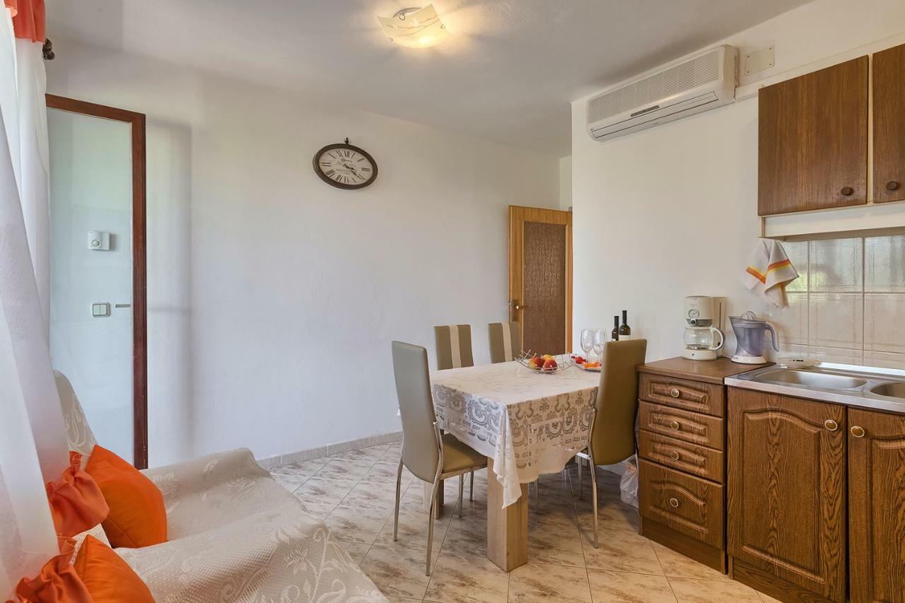 Apartman D&D, Dvorine 63 Banjole Luaran gambar
