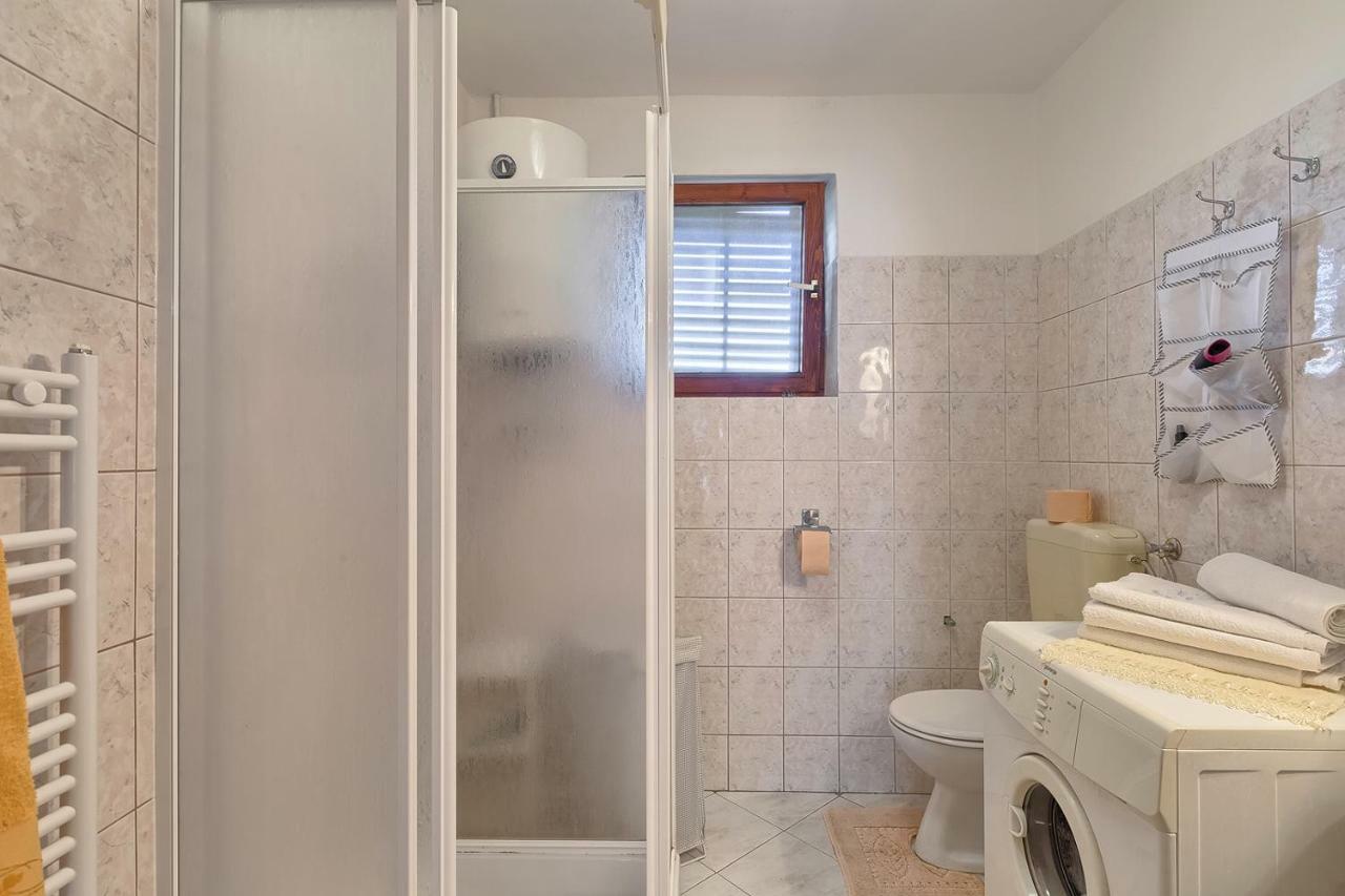Apartman D&D, Dvorine 63 Banjole Luaran gambar
